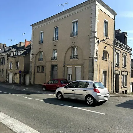 Voyage - Proche Centre * Mayenne