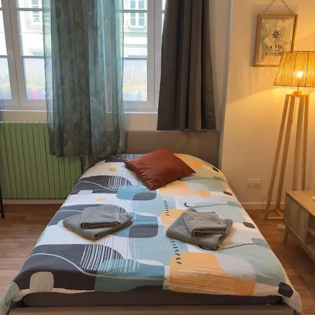 Voyage - Proche Centre * Майенн