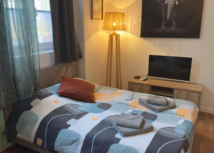 Voyage - Proche Centre Апартаменты Майенн